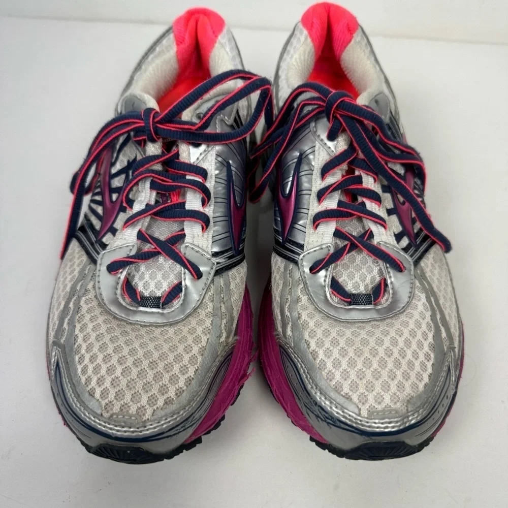 Brooks gts 14